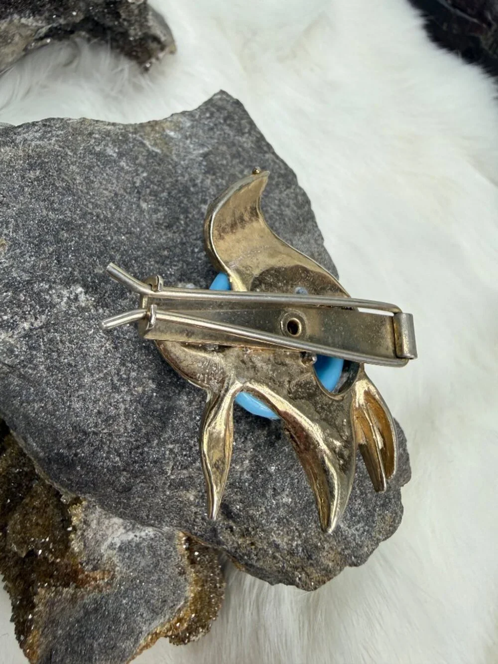 Vintage Turquoise Plastic Cab Fish Barrette Gold Tone